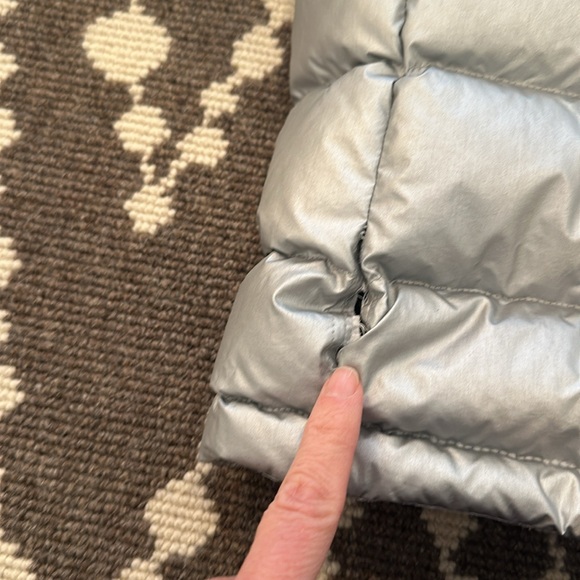 Arctica Silver Puffer - Picture 6 of 7